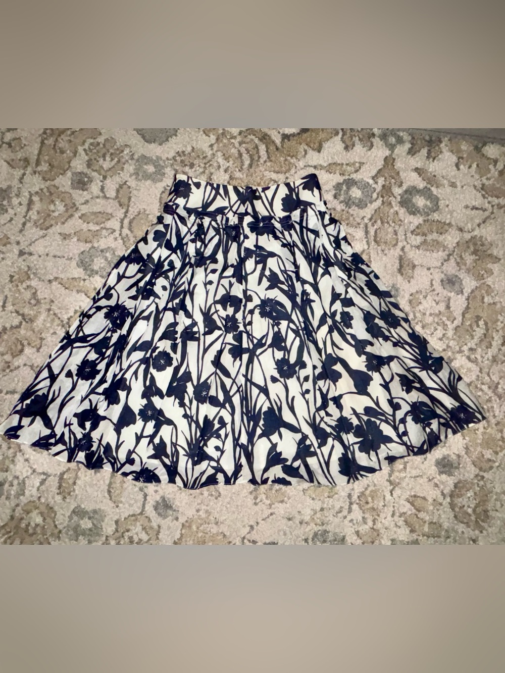 Zara Basic Cotton & Silk Blend Pleated Midi Blue Floral Skirt. Size XS. NWOT. Sm